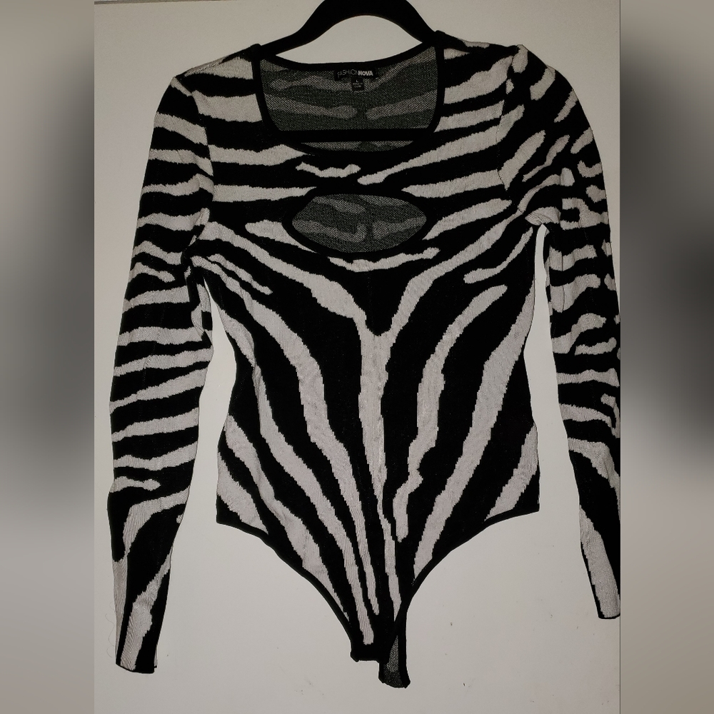 Fashion Nova bodysuit